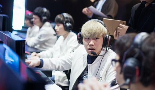 Nongshim RedForce 战胜 DRX ， KT Rolster 在 LCK 2025 赛季中战胜 BRION