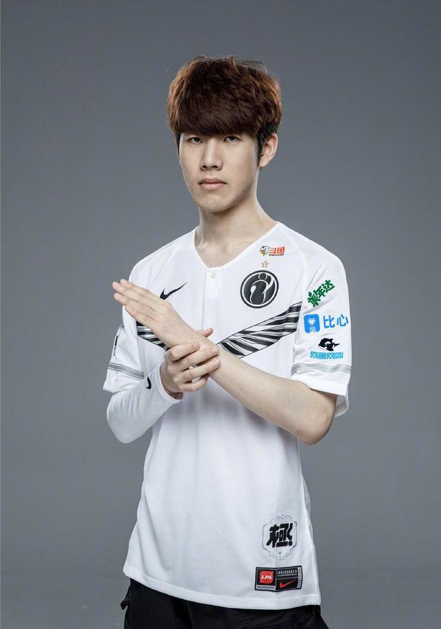 TaZ 将在 PGL Astana 2025 替换 huNter-