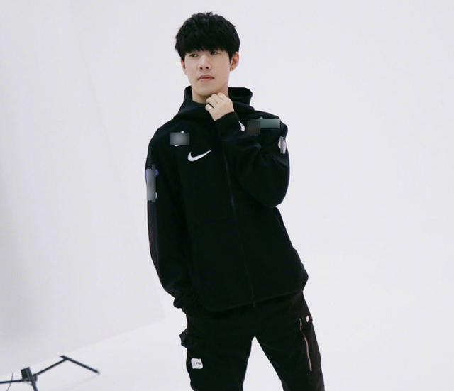 BLG赛后群访 Xun：翠神是个好英雄，希望多出现在赛场上