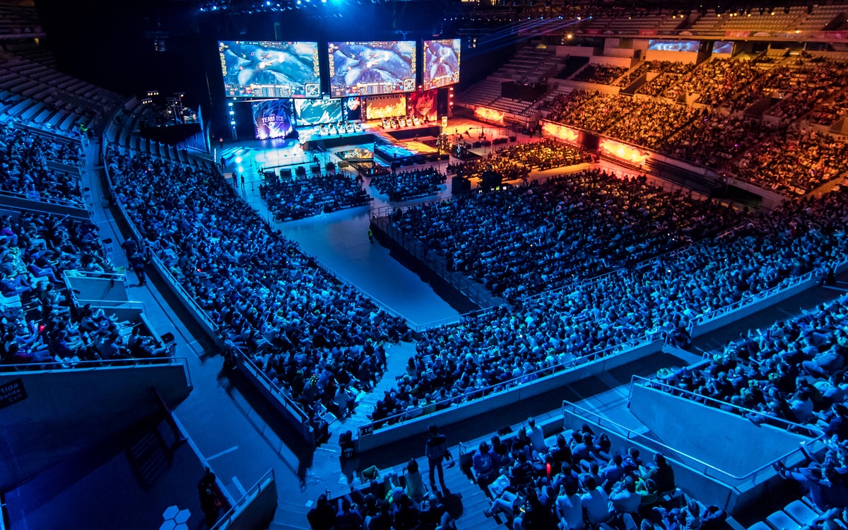 共赴新“竞”界！丨2023全球电竞运动领袖峰会暨腾讯电竞年度发布会