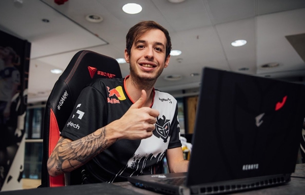 FaZe 淘汰 Apogee ，晋级 PGL 布加勒斯特 2025 季后赛